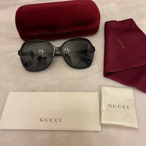 New 100% authentic Gucci sunglasses gg0509s.